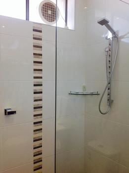 Sandown Regency - Kawana Tourism 29