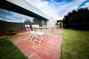 Sandown Regency - Kawana Tourism 34