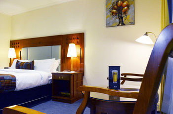 Best Western Plus Buckingham International - Kawana Tourism 32