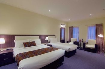 Best Western Plus Buckingham International - Kawana Tourism 43