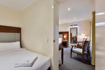 Best Western Plus Buckingham International - Kawana Tourism 44
