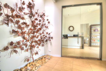 Balgownie Estate Vineyard & Spa - Kawana Tourism 10