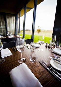 Balgownie Estate Vineyard & Spa - Kawana Tourism 15