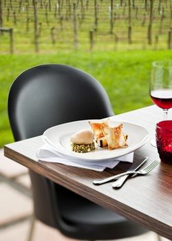 Balgownie Estate Vineyard & Spa - Kawana Tourism 23