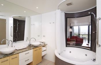 Balgownie Estate Vineyard & Spa - Kawana Tourism 31