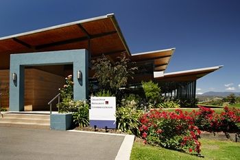 Balgownie Estate Vineyard & Spa - Kawana Tourism 38