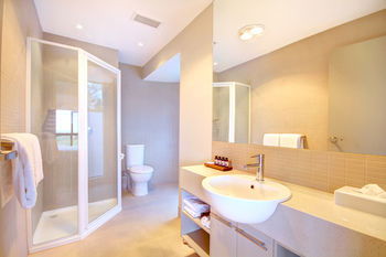 Balgownie Estate Vineyard & Spa - Kawana Tourism 48