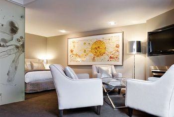 Art Series - The Olsen - Kawana Tourism 40