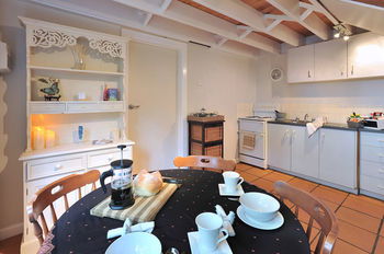 Valley Ranges Getaways - Kawana Tourism 23