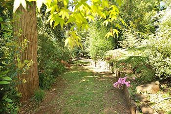 Holly Lodge - Kawana Tourism 4