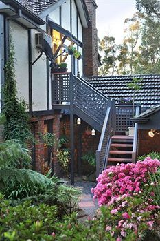 Holly Lodge - Kawana Tourism 15