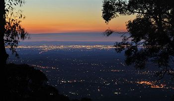 Holly Lodge - Kawana Tourism 27