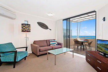ULTIQA Shearwater Resort - Kawana Tourism 29