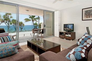 Fairshore Noosa - Kawana Tourism 16