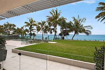 Fairshore Noosa - Kawana Tourism 39