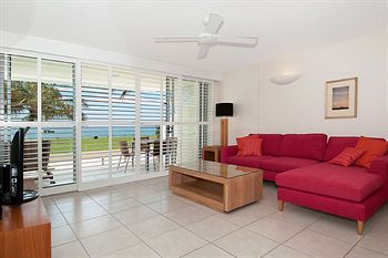 Fairshore Noosa - Kawana Tourism 40