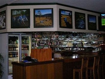 Bucketts Way Motel And Restaurant - Kawana Tourism 6