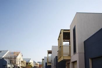 Harbourside Terraces - Kawana Tourism 10