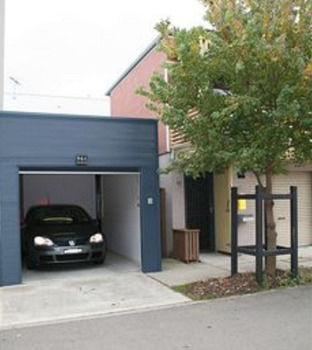 Harbourside Terraces - Kawana Tourism 26