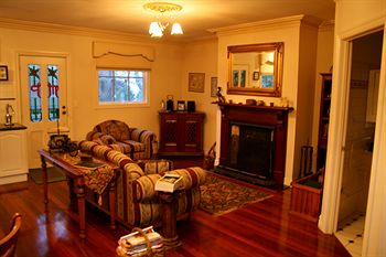 Moulton Park Estate - Kawana Tourism 10