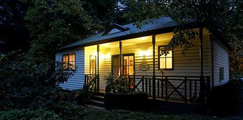 Moulton Park Estate - Kawana Tourism 12