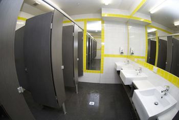 United Backpackers Melbourne - Kawana Tourism 21