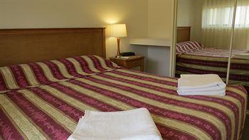 Waldorf Hornsby Residential Apartments - Kawana Tourism 5