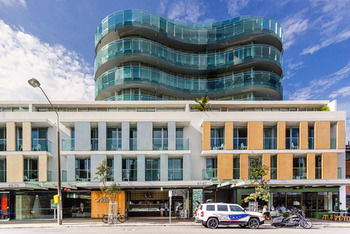 Adina Apartment Hotel Bondi Beach - Kawana Tourism 4
