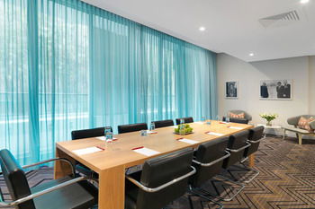 Adina Apartment Hotel Bondi Beach - Kawana Tourism 13