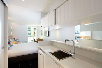 Adina Apartment Hotel Bondi Beach - Kawana Tourism 24