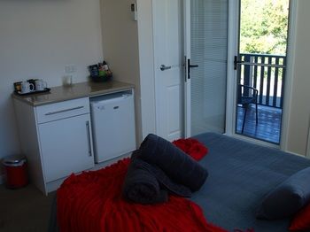 King Street Boutique Motel - Kawana Tourism 26