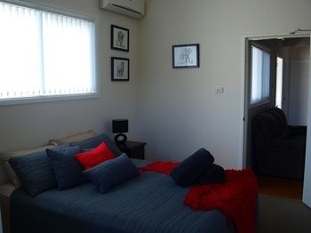 King Street Boutique Motel - Kawana Tourism 29
