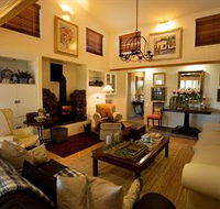 Arabella Guesthouse - Kawana Tourism