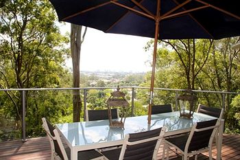 Arabella Guesthouse - Kawana Tourism 1