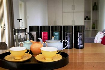 Arabella Guesthouse - Kawana Tourism 10