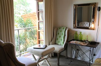 Arabella Guesthouse - Kawana Tourism 19