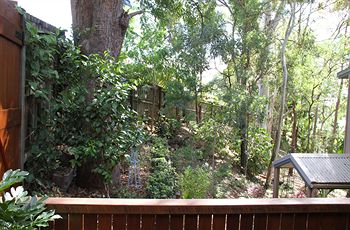 Arabella Guesthouse - Kawana Tourism 33