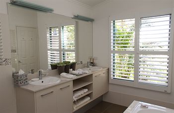 Arabella Guesthouse - Kawana Tourism 39