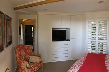 Arabella Guesthouse - Kawana Tourism 40