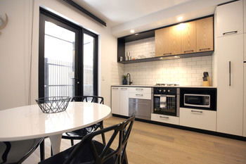 Aberlour Court - Kawana Tourism 13