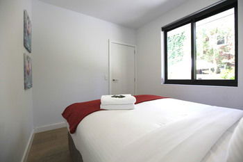 Aberlour Court - Kawana Tourism 23