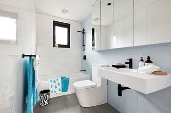 Aberlour Court - Kawana Tourism 24