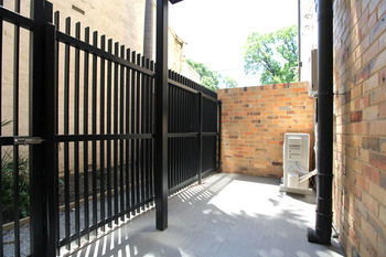 Aberlour Court - Kawana Tourism 26