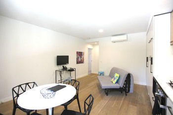Aberlour Court - Kawana Tourism 33