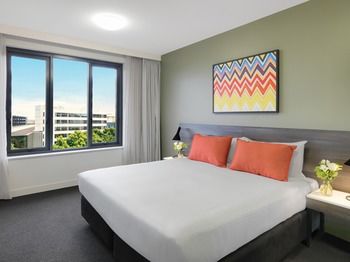 Adina Apartment Hotel Sydney Airport - Kawana Tourism 1