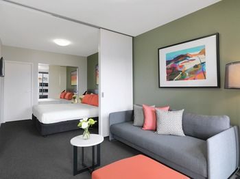 Adina Apartment Hotel Sydney Airport - Kawana Tourism 8