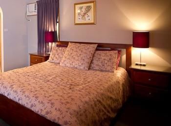 Riverwood Downs Mountain Valley Resort - Kawana Tourism 10