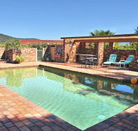 Langbrook Estate Cottages - Kawana Tourism