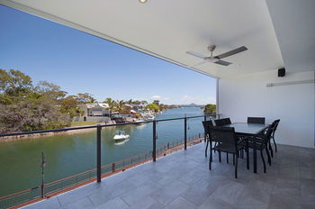 Jacaranda Noosa - Kawana Tourism 3