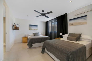 Jacaranda Noosa - Kawana Tourism 10
